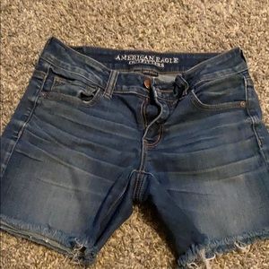 Mid Bermuda American eagle shorts
